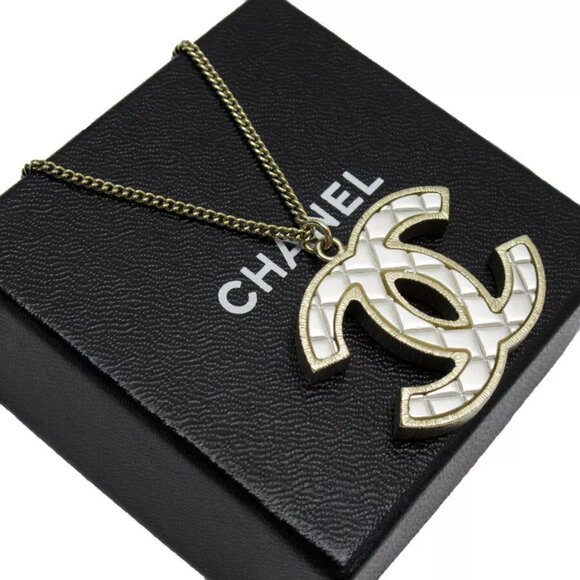 Auth CHANEL Coco Mark　Necklace gold metal - Picture 1 of 7
